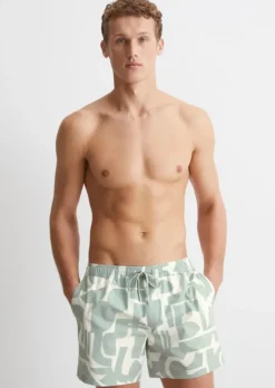 Badeshorts aus recyceltem Material