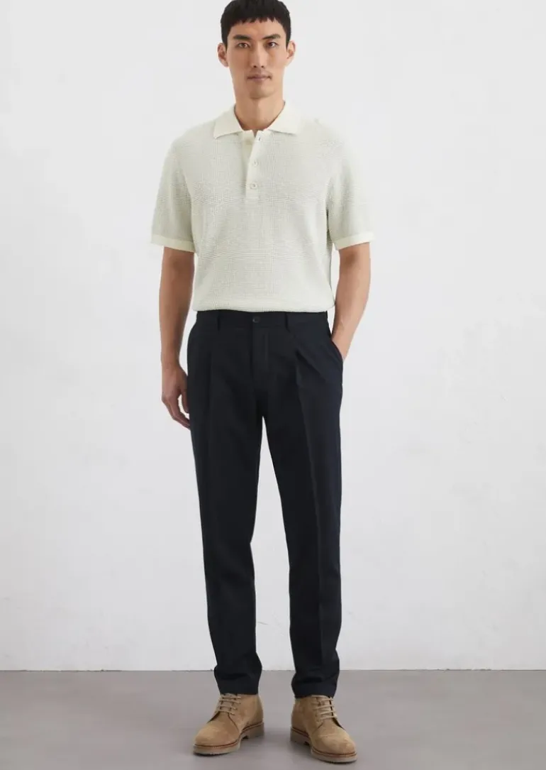 Chino Model Osby jogger pleats tapered aus weichem Material-Mix