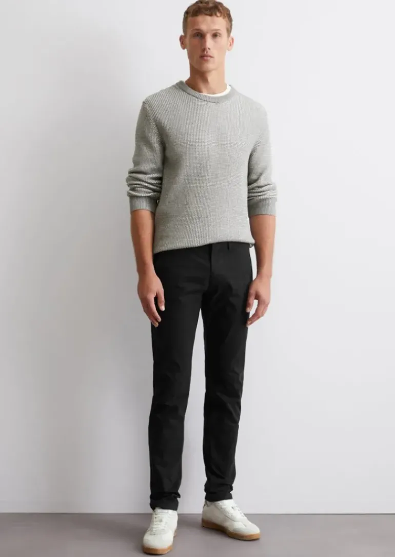 Chino Model Stig shaped aus Bio-Baumwoll-Mix