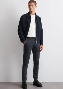 Chino Model Stig shaped aus Bio-Baumwoll-Mix