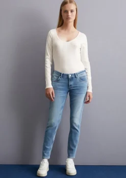 Jeans Model Alva slim cropped aus Organic Cotton-Stretch