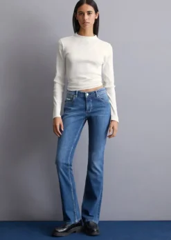 Jeans Model Nella bootcut aus Organic Cotton Stretch