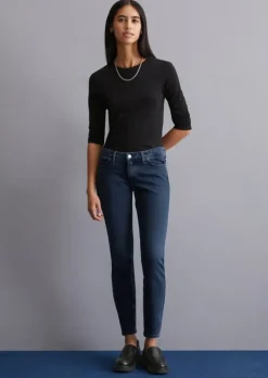 Jeans Model Siv skinny low waist aus stretchigem Organic Cotton-Mix