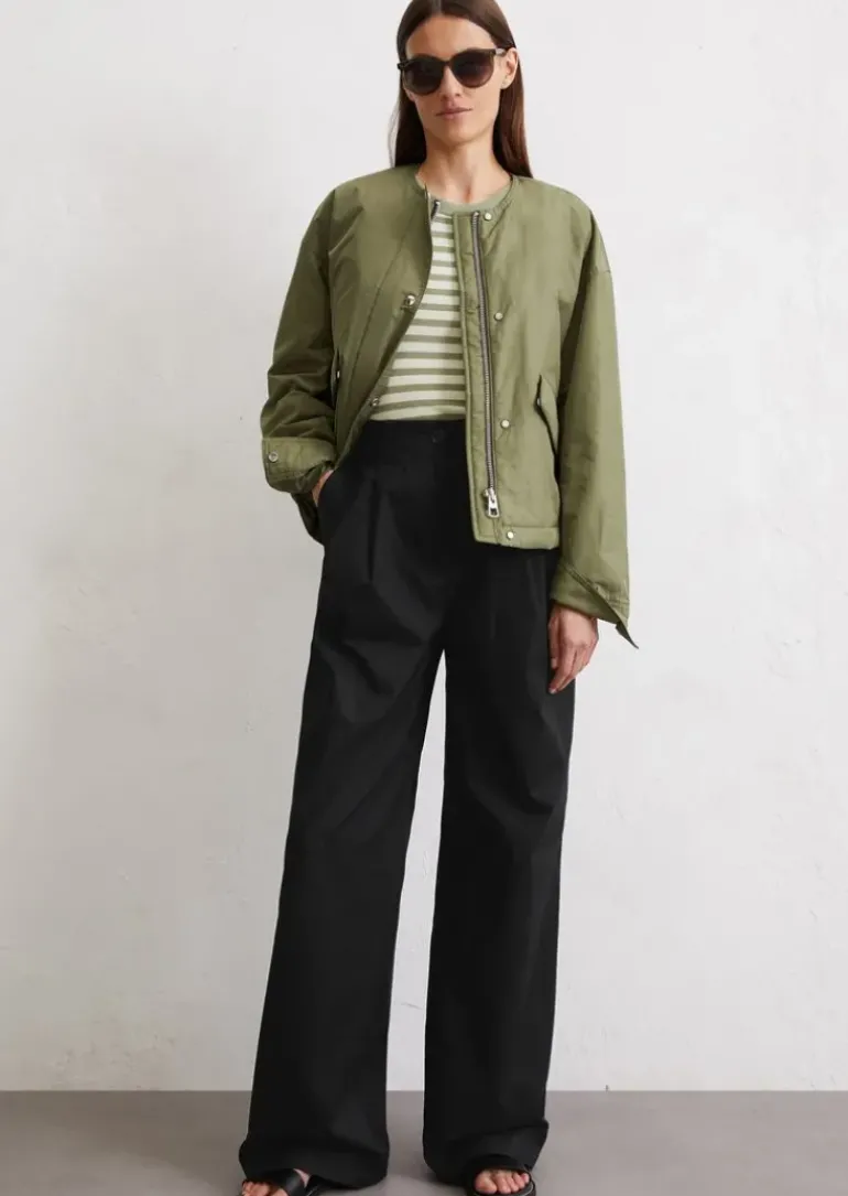 Kragenlose Jacke regular aus recyceltem Polyester-Twill