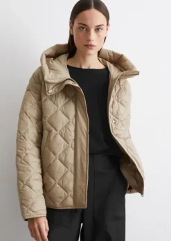 Puffer-Cape-Jacke regular aus recycelter Nylon-Performance-Qualität