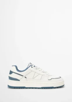 Sneaker mit robuster Gummisohle