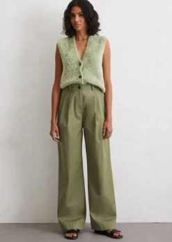 Weite Bundfaltenhose aus stretchigem Organic Cotton-Twill